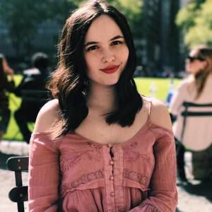 Meet your Posher, Emily